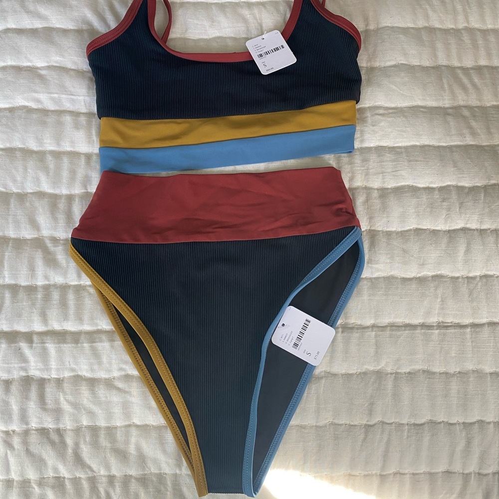 Beach Riot Color Block Ribbed Bikini Eva Emy Set - Picture 6 of 9